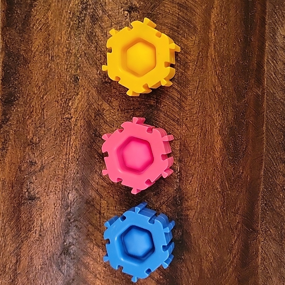Fidgets - Picture 3 of 6